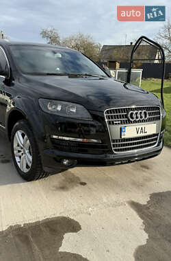 Внедорожник / Кроссовер Audi Q7 2009 в 