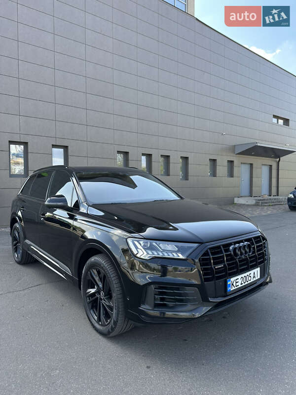 Внедорожник / Кроссовер Audi Q7 2020 в Кривом Роге
