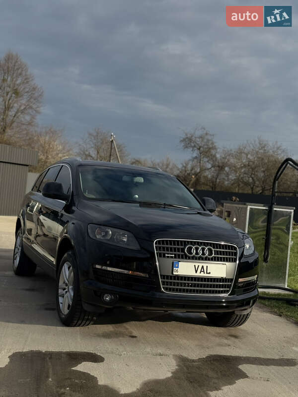 Позашляховик / Кросовер Audi Q7 2009 в Києві фото 41 Позашляховик / Кросовер Audi Q7 2009 в Києві