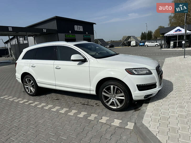 Внедорожник / Кроссовер Audi Q7 2014 в Владимире