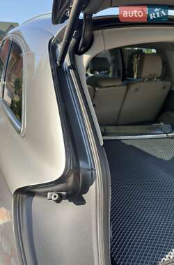 Внедорожник / Кроссовер Audi Q7 2011 в 