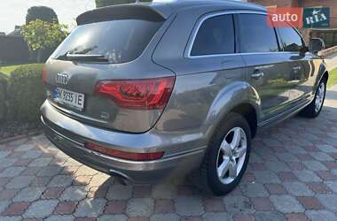 Позашляховик / Кросовер Audi Q7 2011 в Острозі