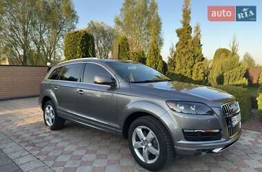 Позашляховик / Кросовер Audi Q7 2011 в Острозі