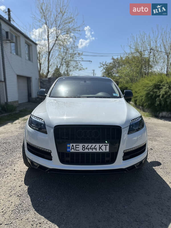 Audi Q7 2013