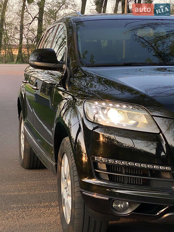 Внедорожник / Кроссовер Audi Q7 2013 в Киеве
