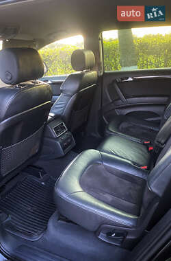 Внедорожник / Кроссовер Audi Q7 2013 в 