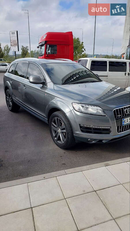 Внедорожник / Кроссовер Audi Q7 2012 в Киеве
