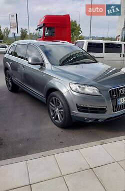 Внедорожник / Кроссовер Audi Q7 2012 в 