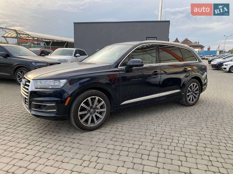 Позашляховик / Кросовер Audi Q7 2016 в Львові