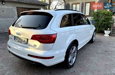 Позашляховик / Кросовер Audi Q7 2012 в 