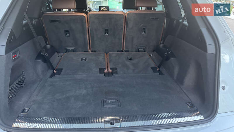 Внедорожник / Кроссовер Audi Q7 2019 в Киеве