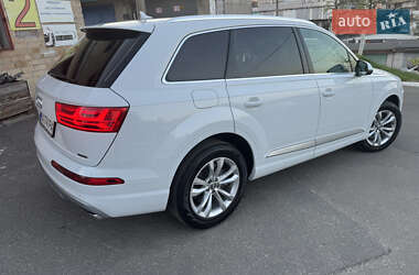 Внедорожник / Кроссовер Audi Q7 2019 в 