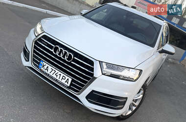 Внедорожник / Кроссовер Audi Q7 2019 в 