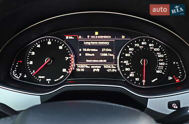 Внедорожник / Кроссовер Audi Q7 2017 в 