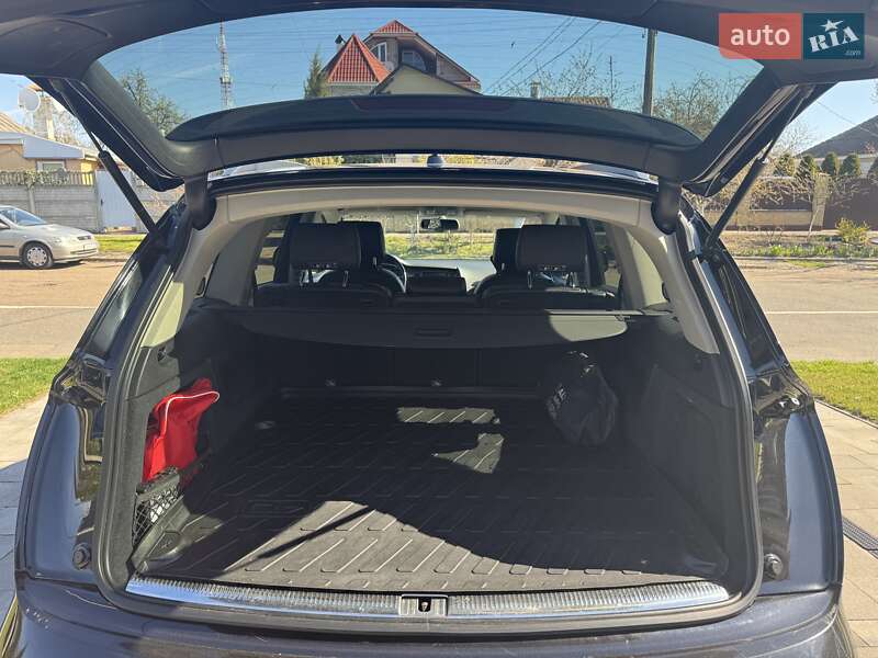 Внедорожник / Кроссовер Audi Q7 2013 в Черкассах