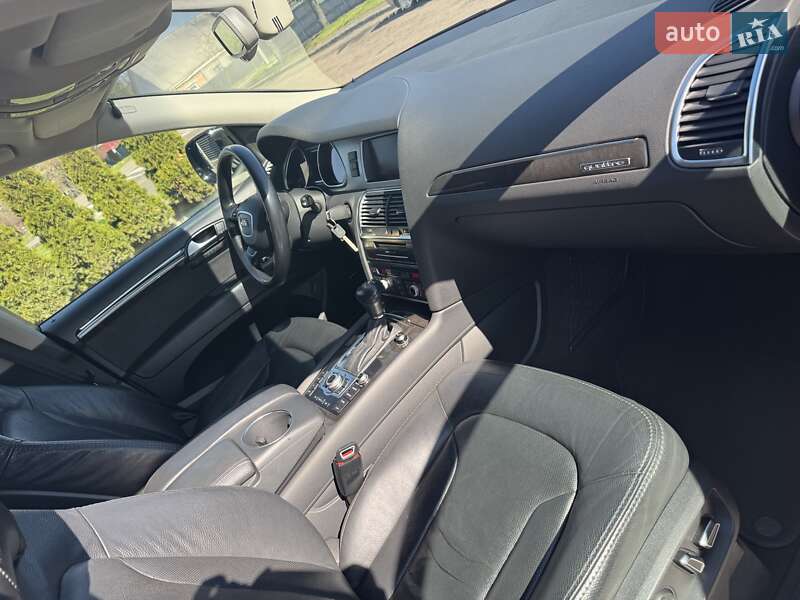 Внедорожник / Кроссовер Audi Q7 2013 в Черкассах