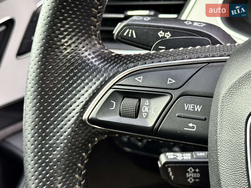 Позашляховик / Кросовер Audi Q7 2015 в Києві