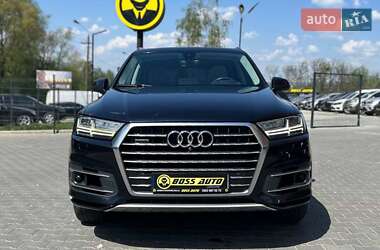 Позашляховик / Кросовер Audi Q7 2017 в 