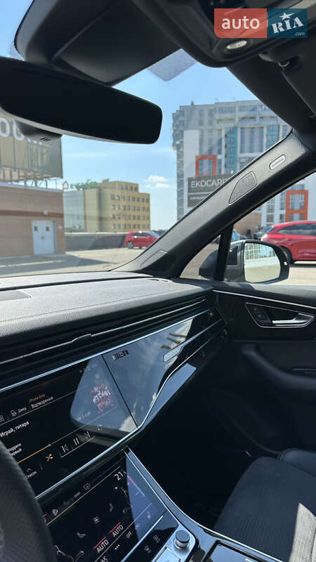 Внедорожник / Кроссовер Audi Q7 2023 в Киеве