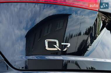 Внедорожник / Кроссовер Audi Q7 2016 в 