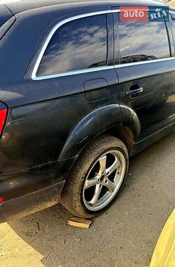 Внедорожник / Кроссовер Audi Q7 2006 в Лубнах