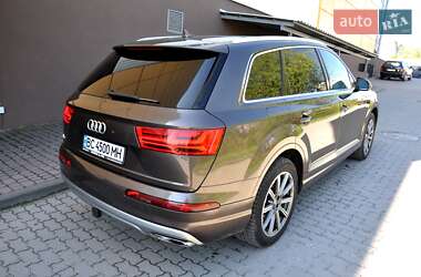 Внедорожник / Кроссовер Audi Q7 2019 в 