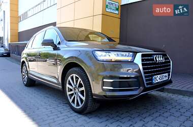 Внедорожник / Кроссовер Audi Q7 2019 в 