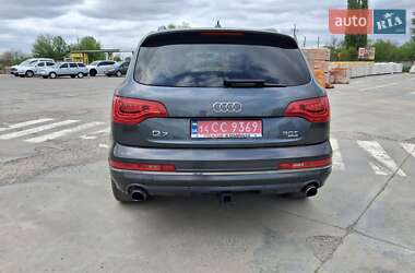 Позашляховик / Кросовер Audi Q7 2015 в 