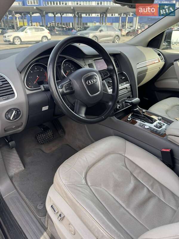 Внедорожник / Кроссовер Audi Q7 2010 в Киеве фото 35 Внедорожник / Кроссовер Audi Q7 2010 в Киеве