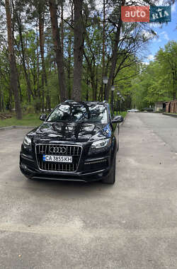 Позашляховик / Кросовер Audi Q7 2014 в Смілі