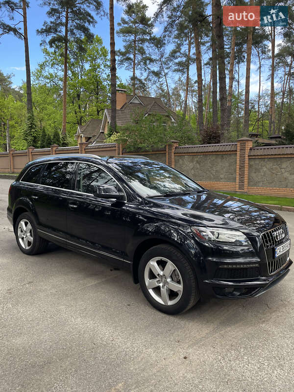 Позашляховик / Кросовер Audi Q7 2014 в Смілі