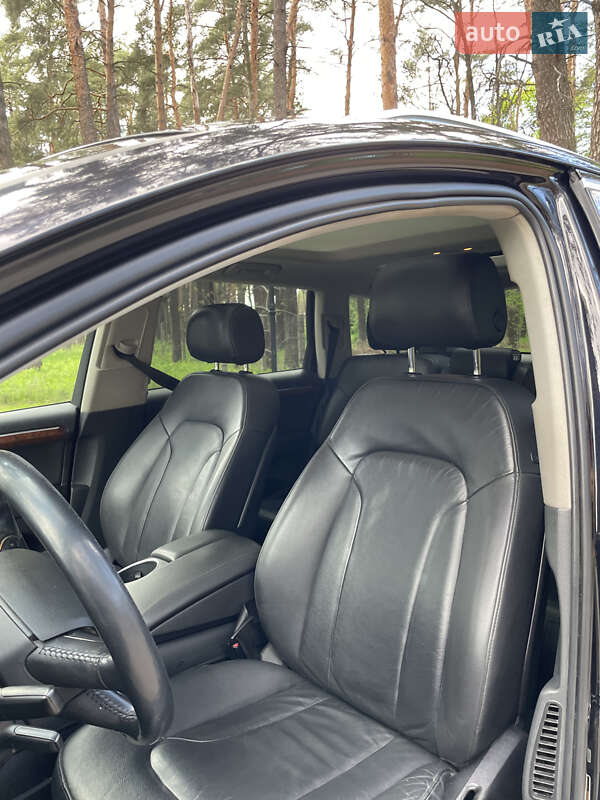 Позашляховик / Кросовер Audi Q7 2014 в Смілі