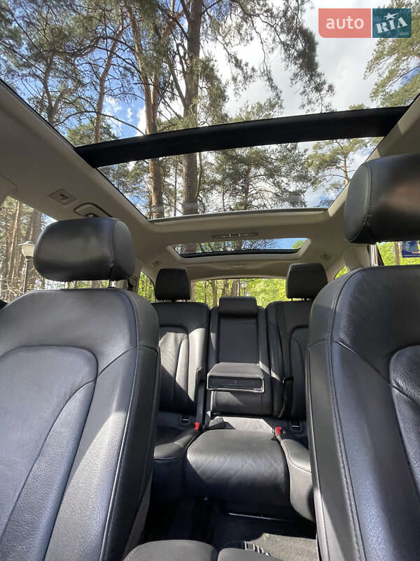 Позашляховик / Кросовер Audi Q7 2014 в Чернігові