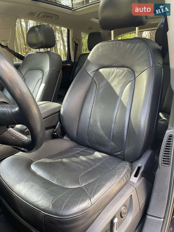 Позашляховик / Кросовер Audi Q7 2014 в Чернігові