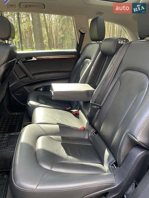 Позашляховик / Кросовер Audi Q7 2014 в Смілі