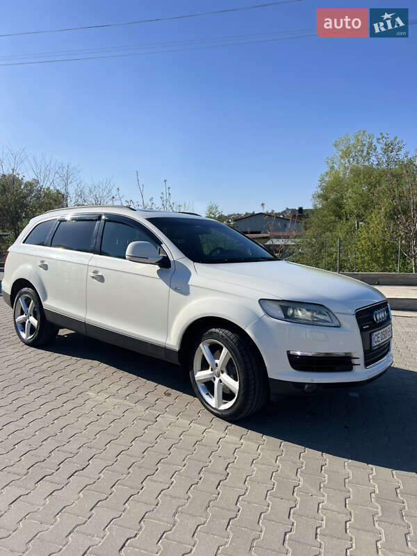 Позашляховик / Кросовер Audi Q7 2008 в Чернівцях