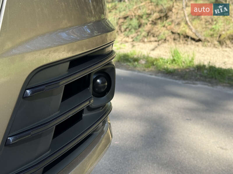Внедорожник / Кроссовер Audi Q7 2019 в Киеве
