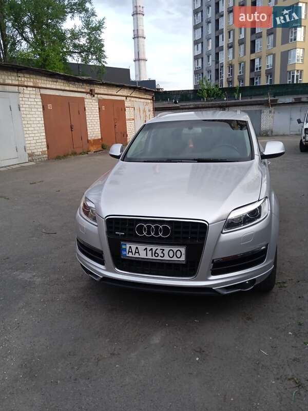 Внедорожник / Кроссовер Audi Q7 2011 в Киеве