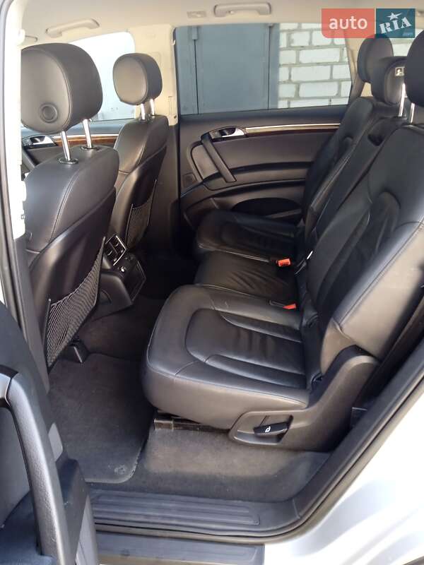 Внедорожник / Кроссовер Audi Q7 2011 в Киеве