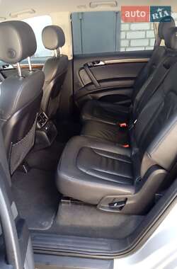 Внедорожник / Кроссовер Audi Q7 2011 в 