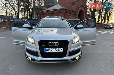 Позашляховик / Кросовер Audi Q7 2014 в 
