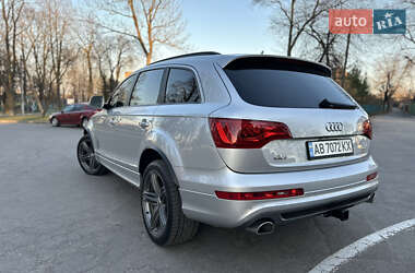 Позашляховик / Кросовер Audi Q7 2014 в 
