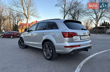 Позашляховик / Кросовер Audi Q7 2014 в 