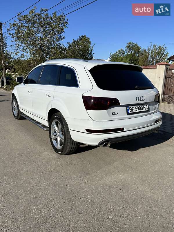 Внедорожник / Кроссовер Audi Q7 2013 в Николаеве
