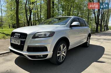 Внедорожник / Кроссовер Audi Q7 2013 в 