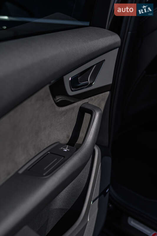 Внедорожник / Кроссовер Audi Q7 2015 в Львове