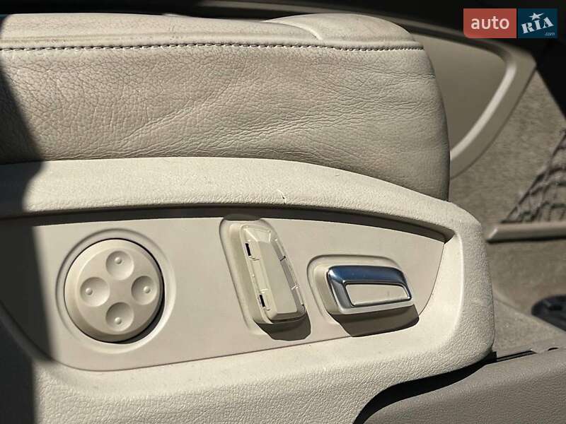 Внедорожник / Кроссовер Audi Q7 2012 в Львове
