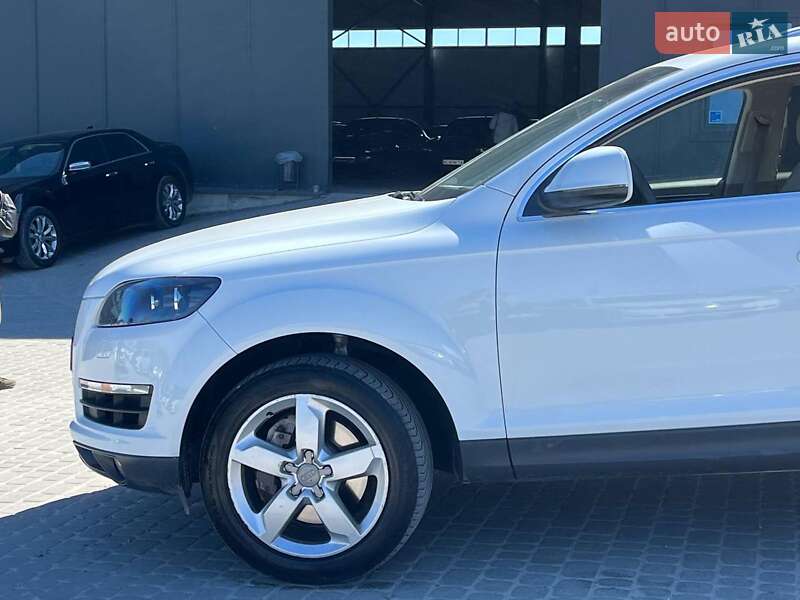 Внедорожник / Кроссовер Audi Q7 2012 в Львове