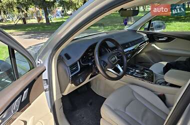 Внедорожник / Кроссовер Audi Q7 2018 в 