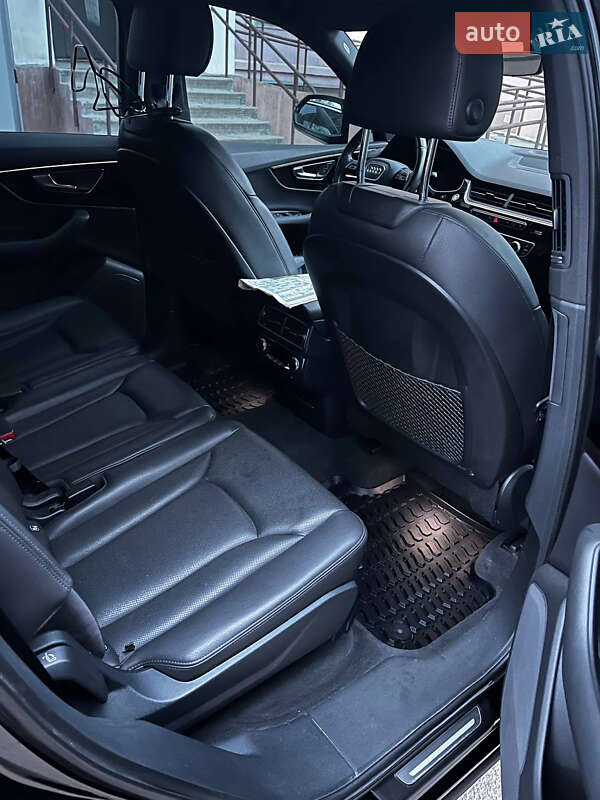 Внедорожник / Кроссовер Audi Q7 2016 в Харькове